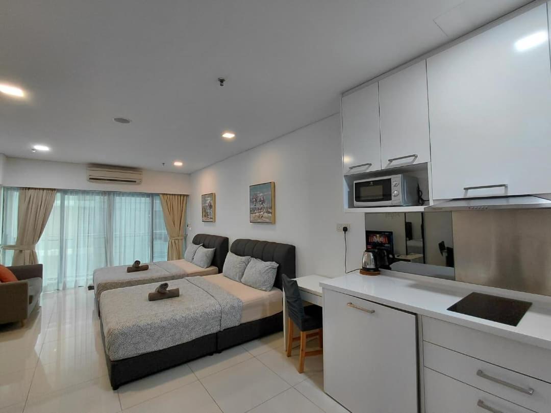 Ihomes33 Summer Suites Klcc Lrt, 2-4 Pax — Photos 3
